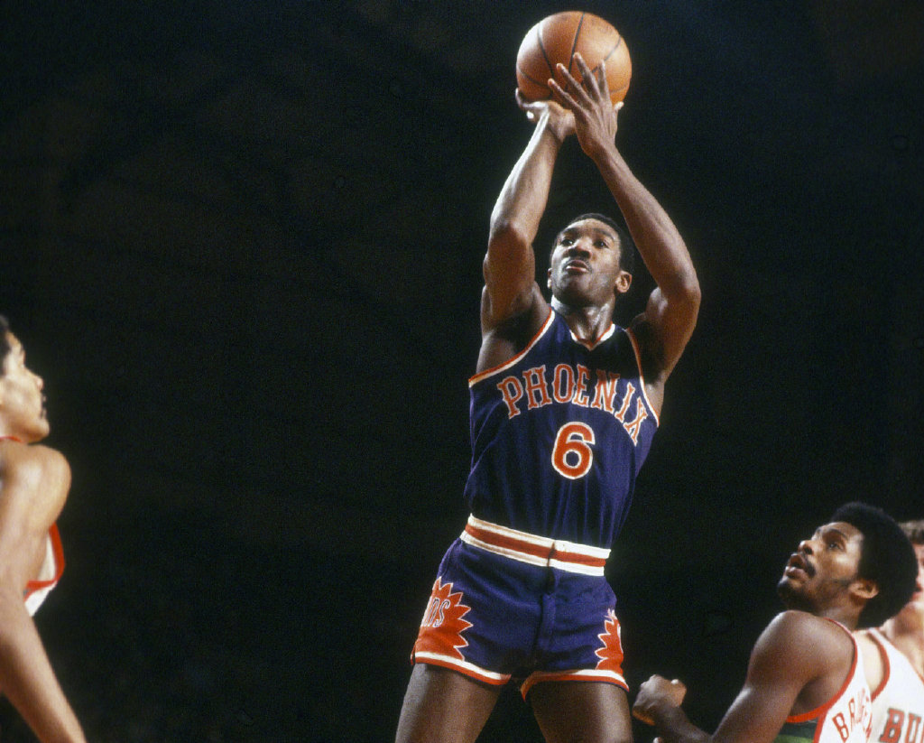 关于亚冠今晚走向成谜，菲尼克斯太阳战术微调，底气十足，细节决定成败的信息