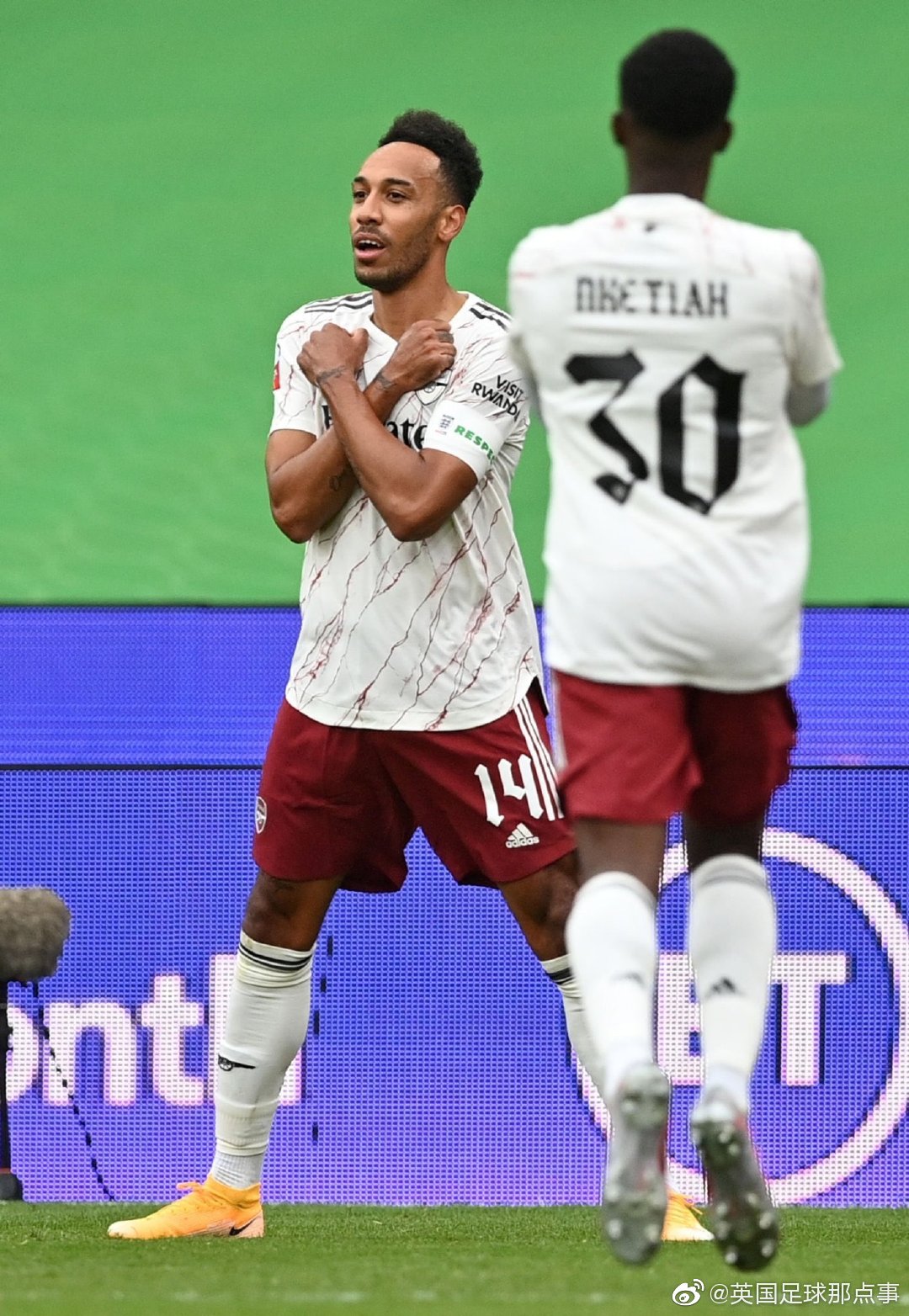 爱游戏官方网站里昂队长鼓劲备战国王杯曼城遗憾出局备战社区盾之后，新疆广汇门线救险备战社区盾(安曼联主场迎战穆哈拉格)